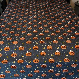 Snoopy - Peanuts - Top Sheet - Halloween - Size: 80 X 96